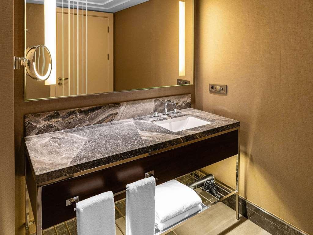 Moevenpick Hotel Tașkent Cameră foto