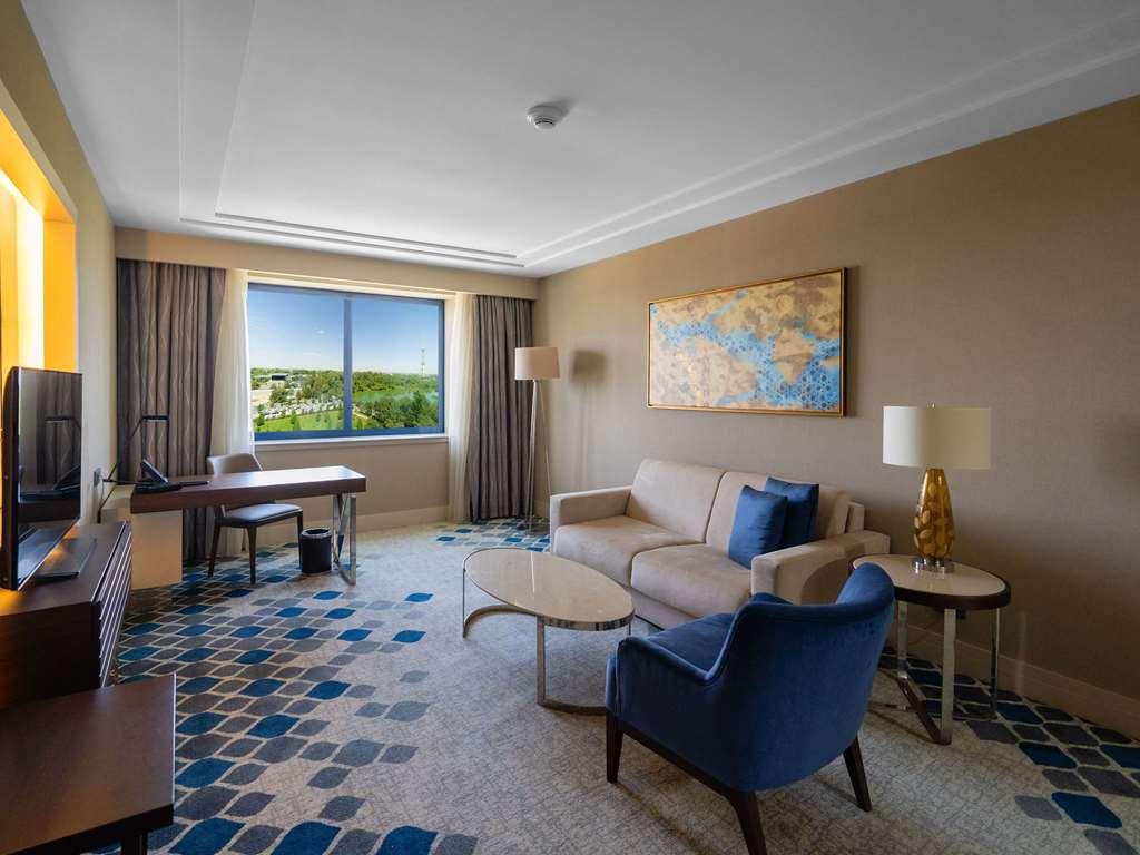 Moevenpick Hotel Tașkent Cameră foto