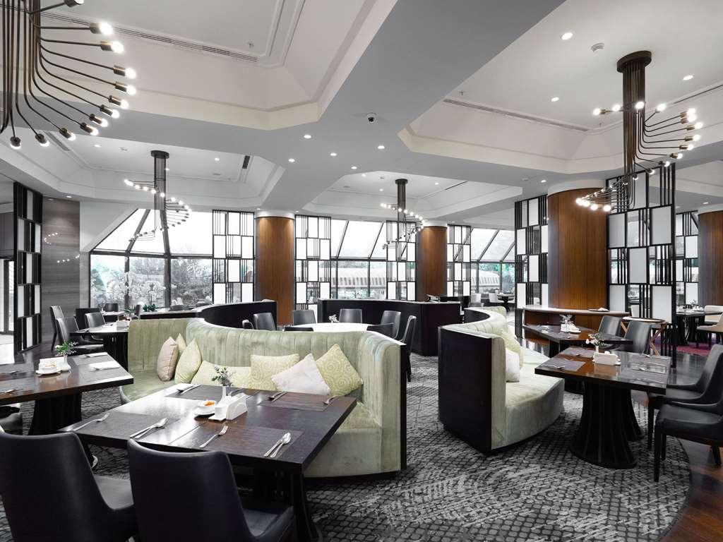 Moevenpick Hotel Tașkent Restaurant foto